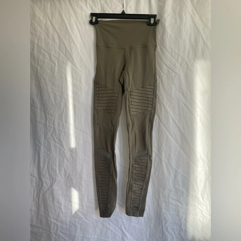 Alo Yoga High-Waisted Moto Legging Olive Ribbed Mesh Performance Tights Size XXS